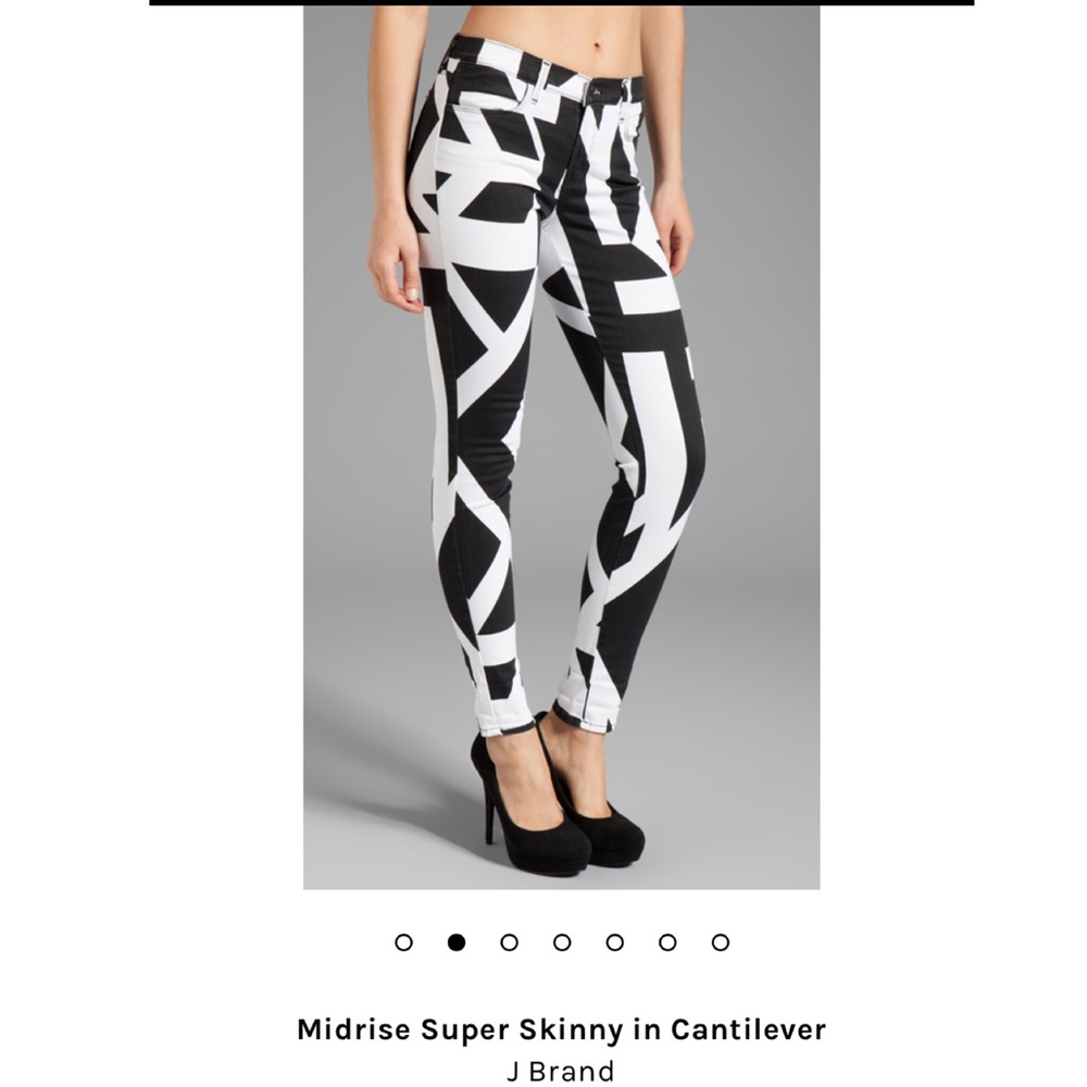 620 Black/White Cantilever Jeans